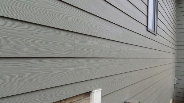 Cement Board Siding Repair in Bloomington