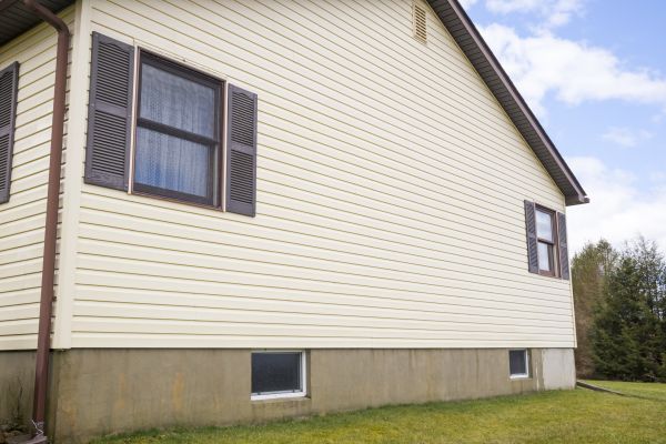 Dutch Lap Siding Repair in Bloomington