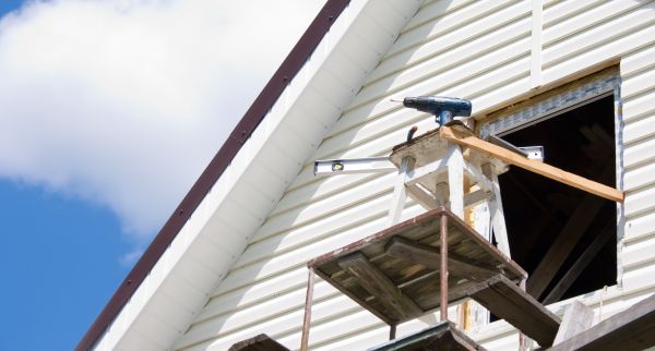 Horizontal Siding Installation in Bloomington